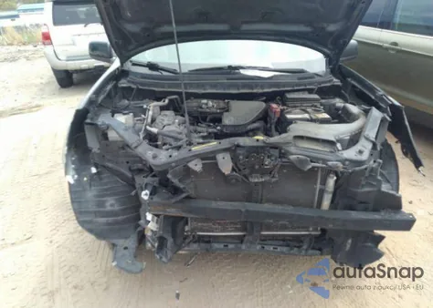 2010 Nissan Rogue S z USA, uszkodzony, nr VIN JN8AS5MT5AW021946